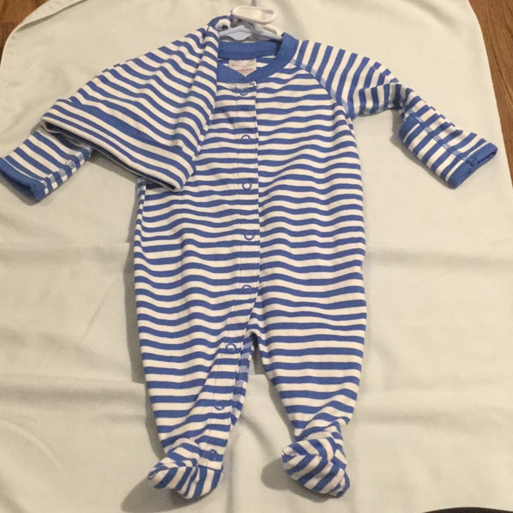 Hanna Andersson NWOT onesie
